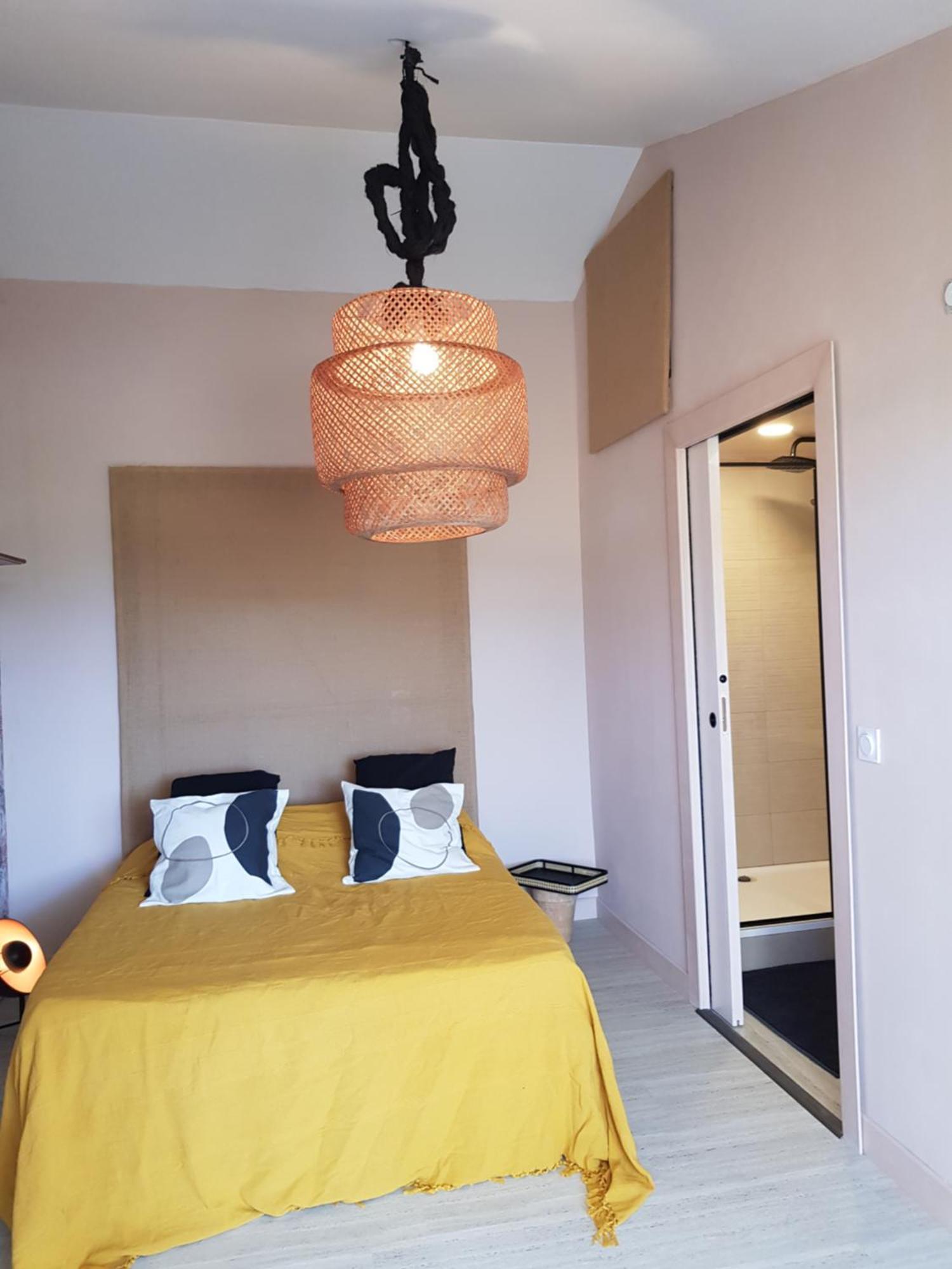 La Poussiniere Hotel Aigueze Buitenkant foto